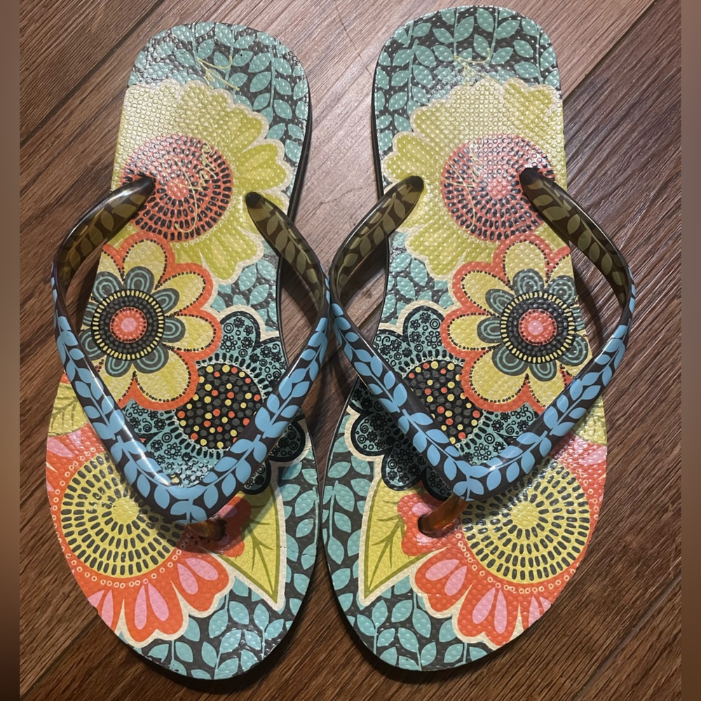Vera Bradley Flower Power Multicolor Flip Flops Preppy Beach Vacation
